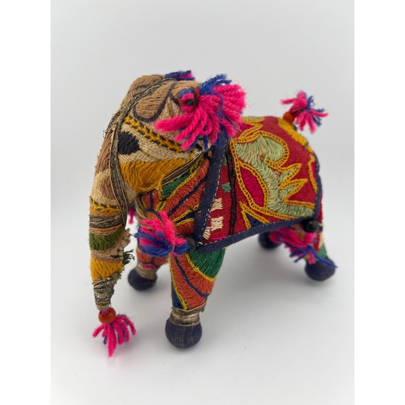 Vintage Fabric Patchwork Elephant‎ Folk Art Embroidered Woven Cotton India - Picture 1 of 9